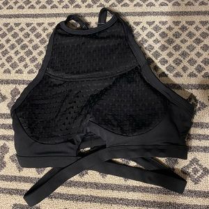 Chestee black mesh